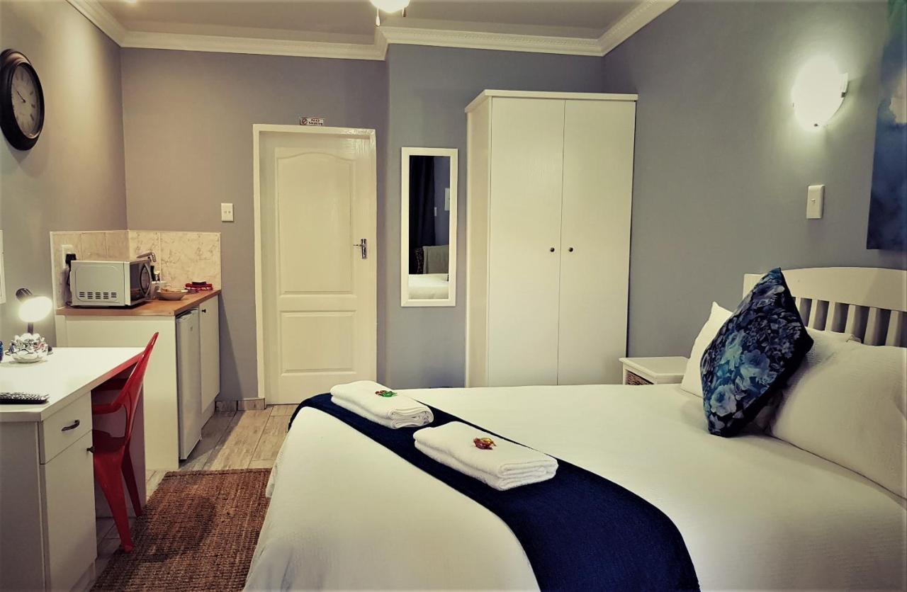 Graceland Guesthouse Potchefstroom Kültér fotó