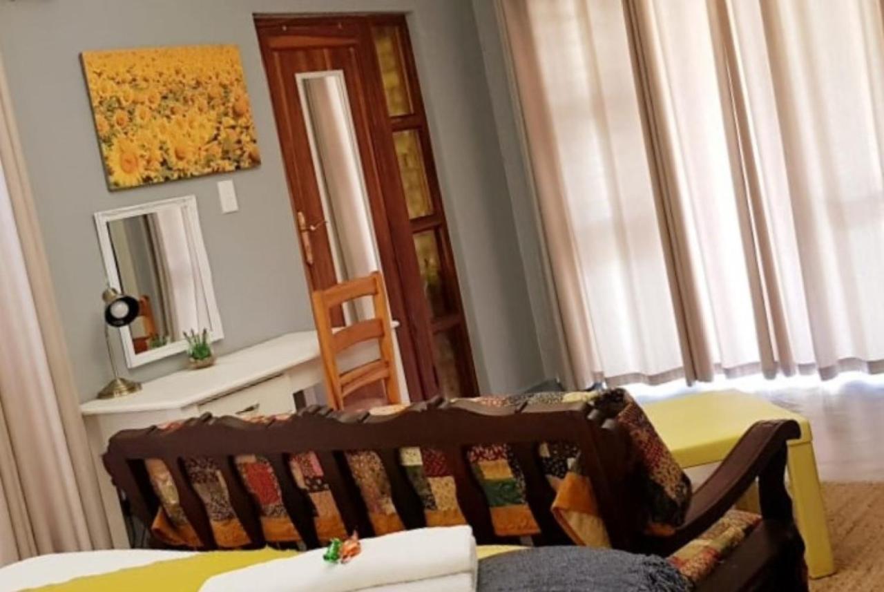 Graceland Guesthouse Potchefstroom Kültér fotó